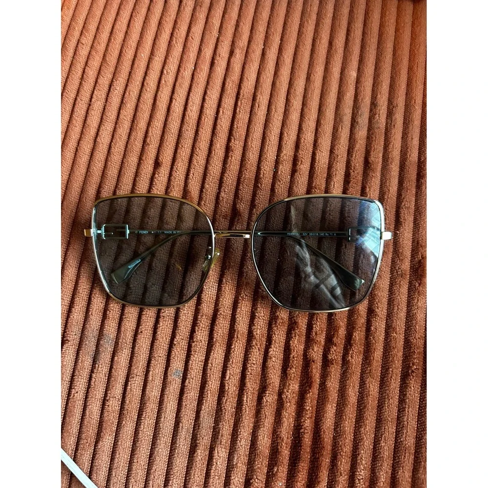 Fendi ff40013u oversized